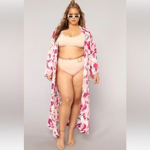PLUS SIZE NWT FN Kimono